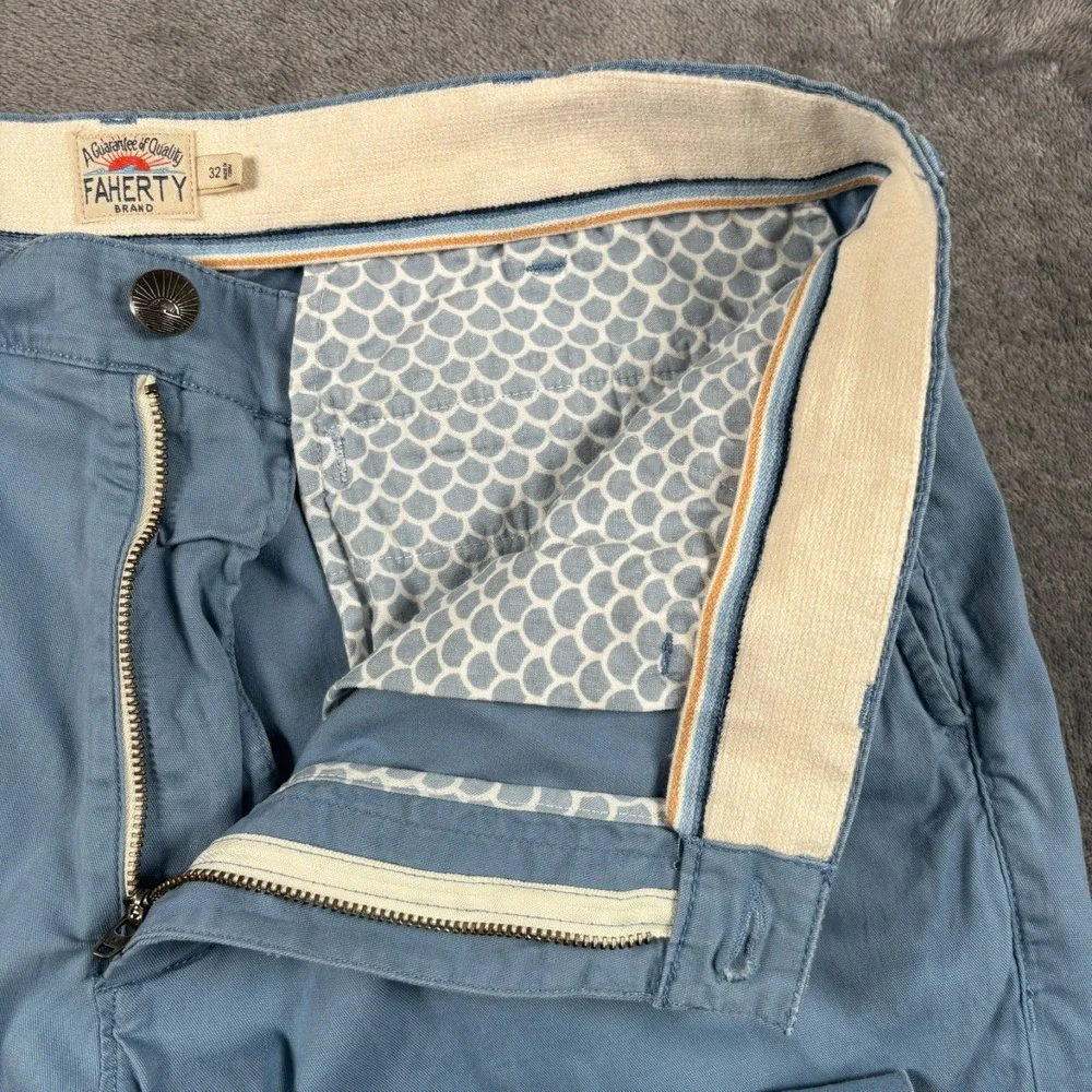 Faherty Shorts Mens 32 Blue Movement Chino Organic Cotton Stretch Refibra Casual